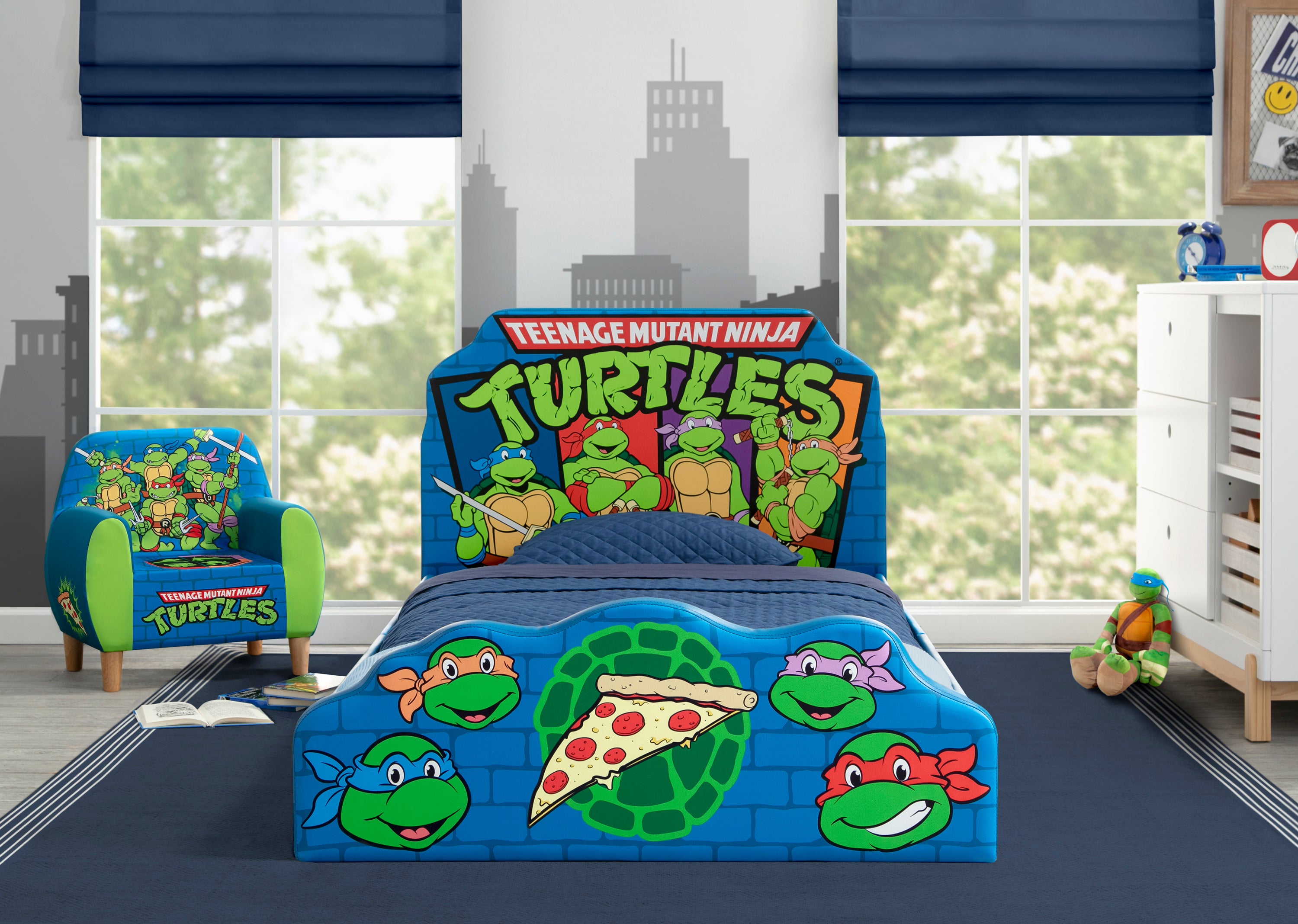 Teenage Mutant Ninja Turtles Upholstered Twin Bed | Delta Children, image size:3000x2136