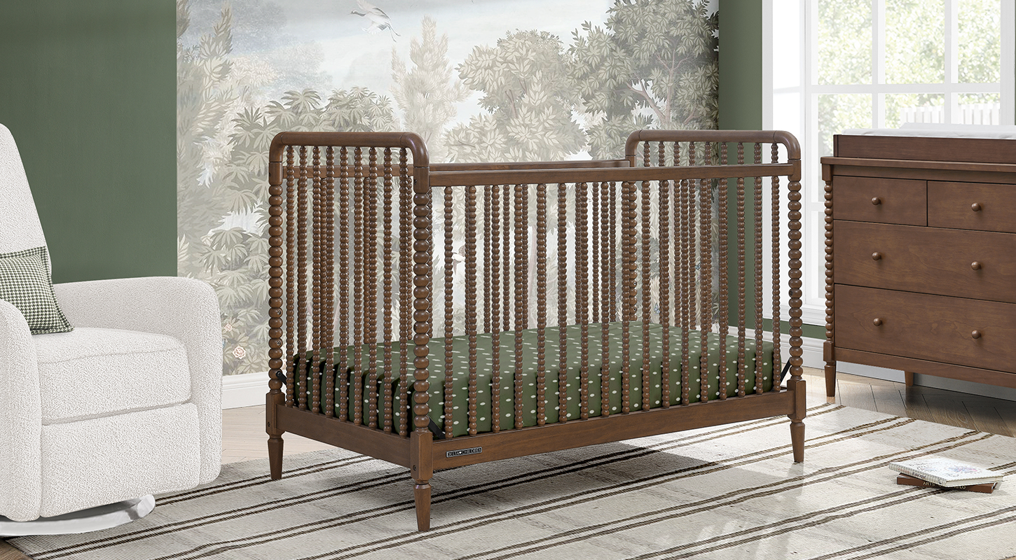 Saint Collection Nursery Furniture Set Delta Children