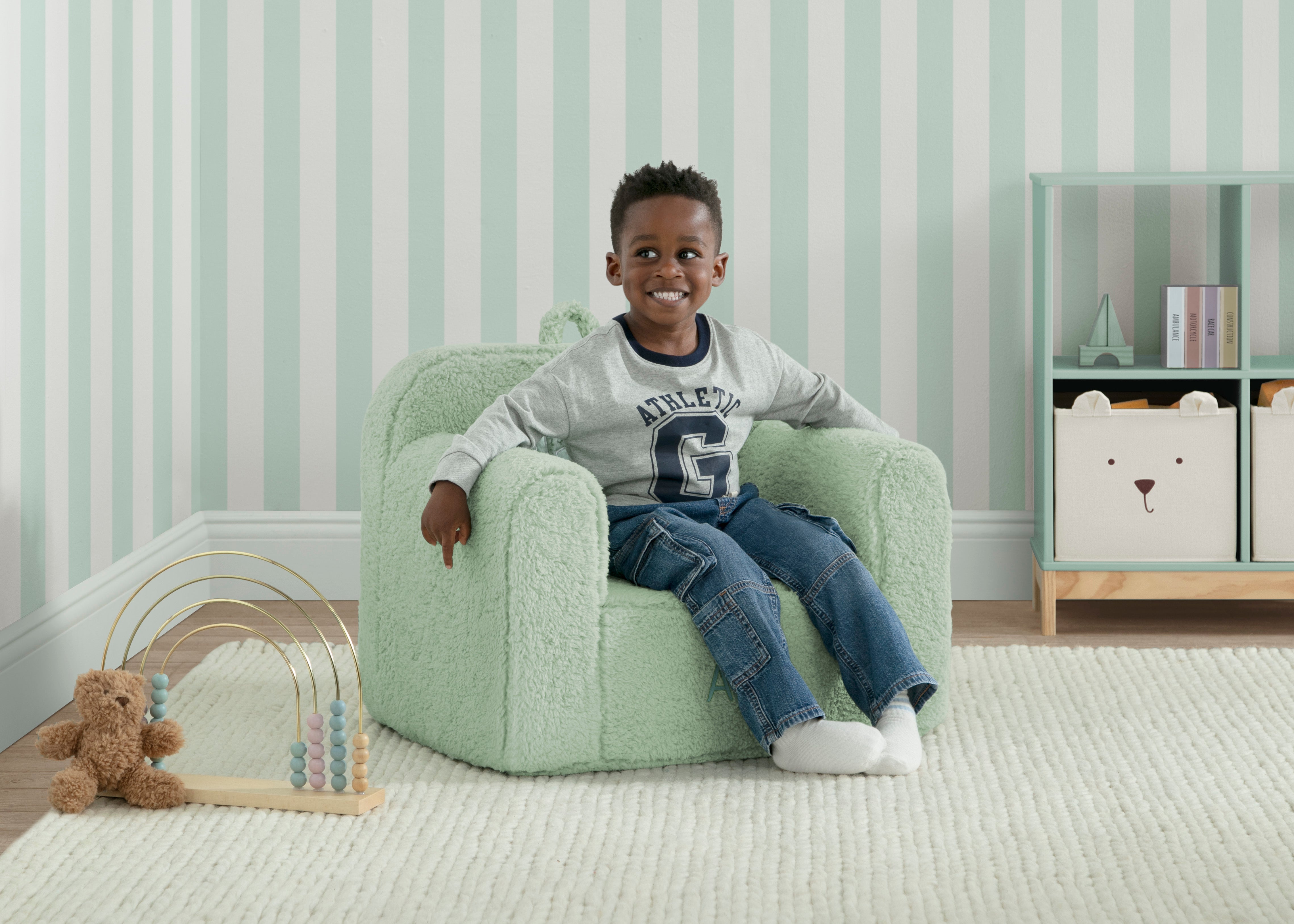 babyGap Personalized Sherpa Chair | Delta Children
