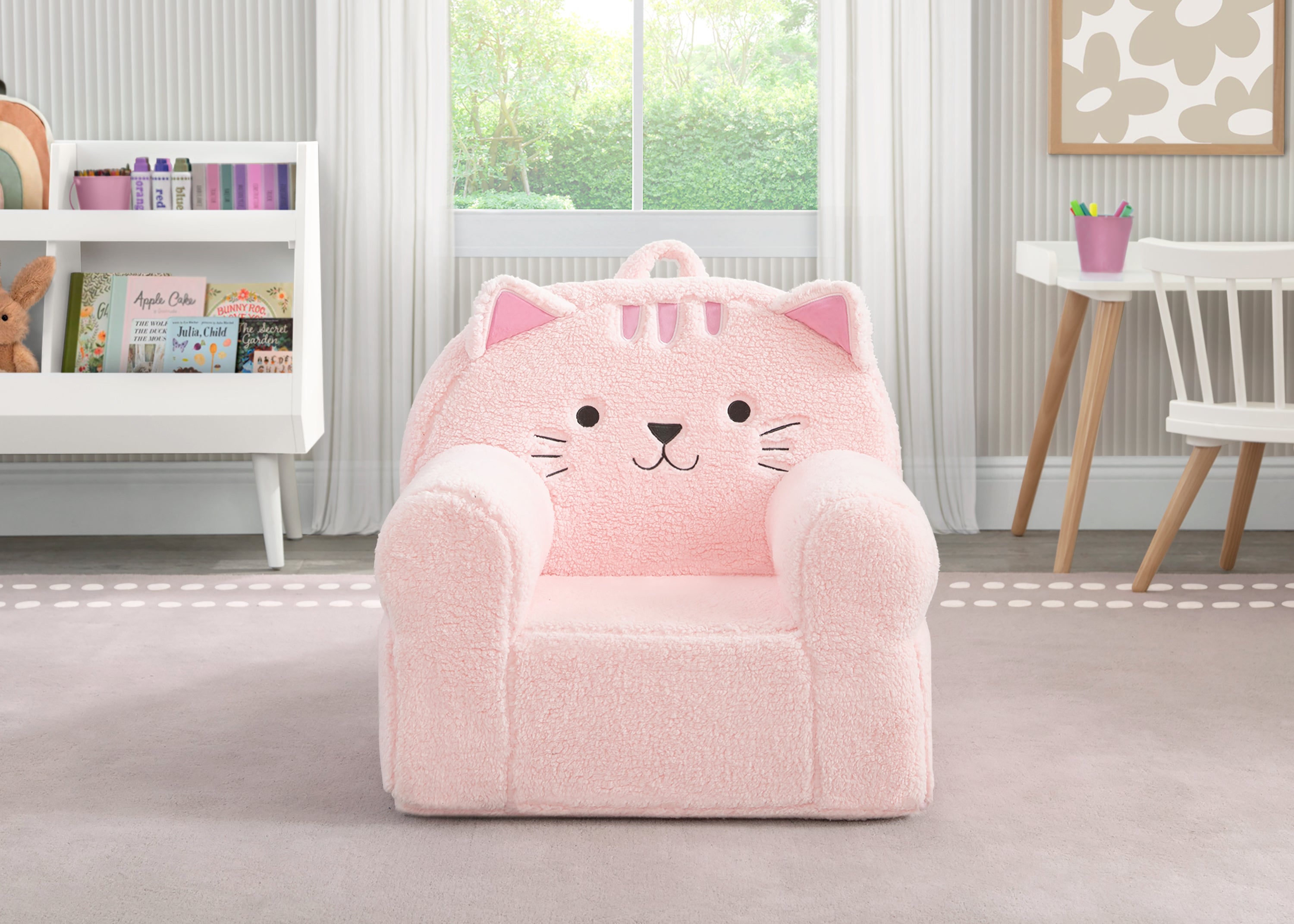 Deluxe Cozee Cat Chair Delta Children - Main Image