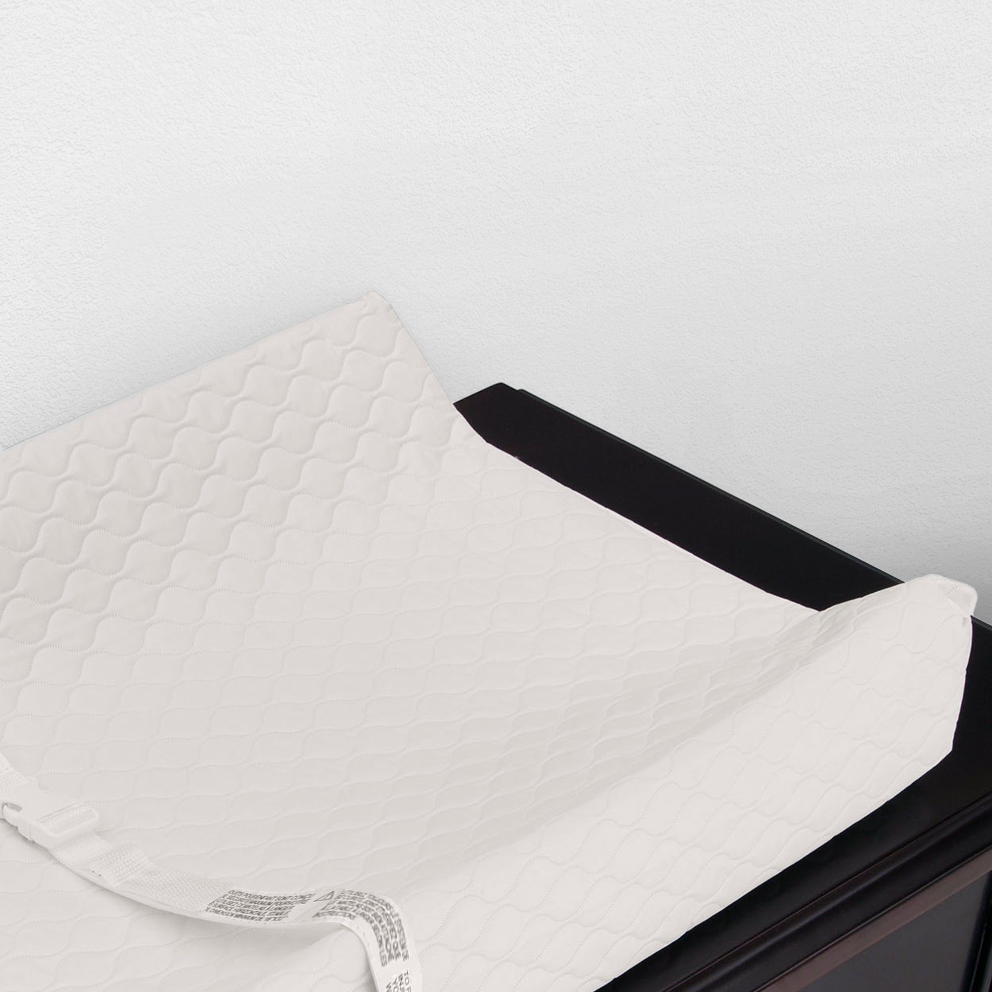 Beautyrest ComforPedic Contoured Changing Pad with Plush Cover Beautyrest ComforPedic Contoured Changing Pad with Plush Cover