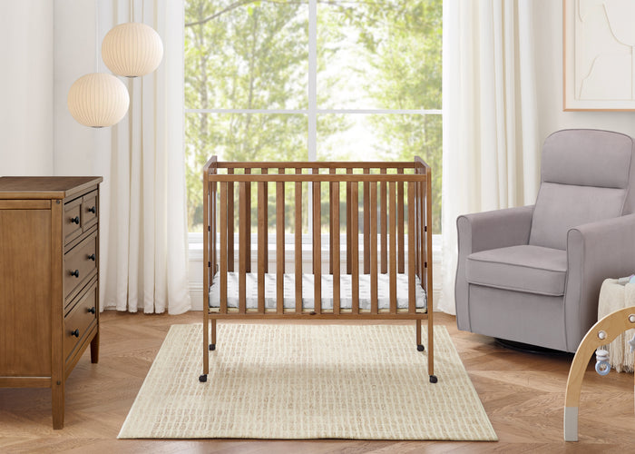 Lee Portable Folding Mini Crib with 1.5-Inch MattressChestnut (836)