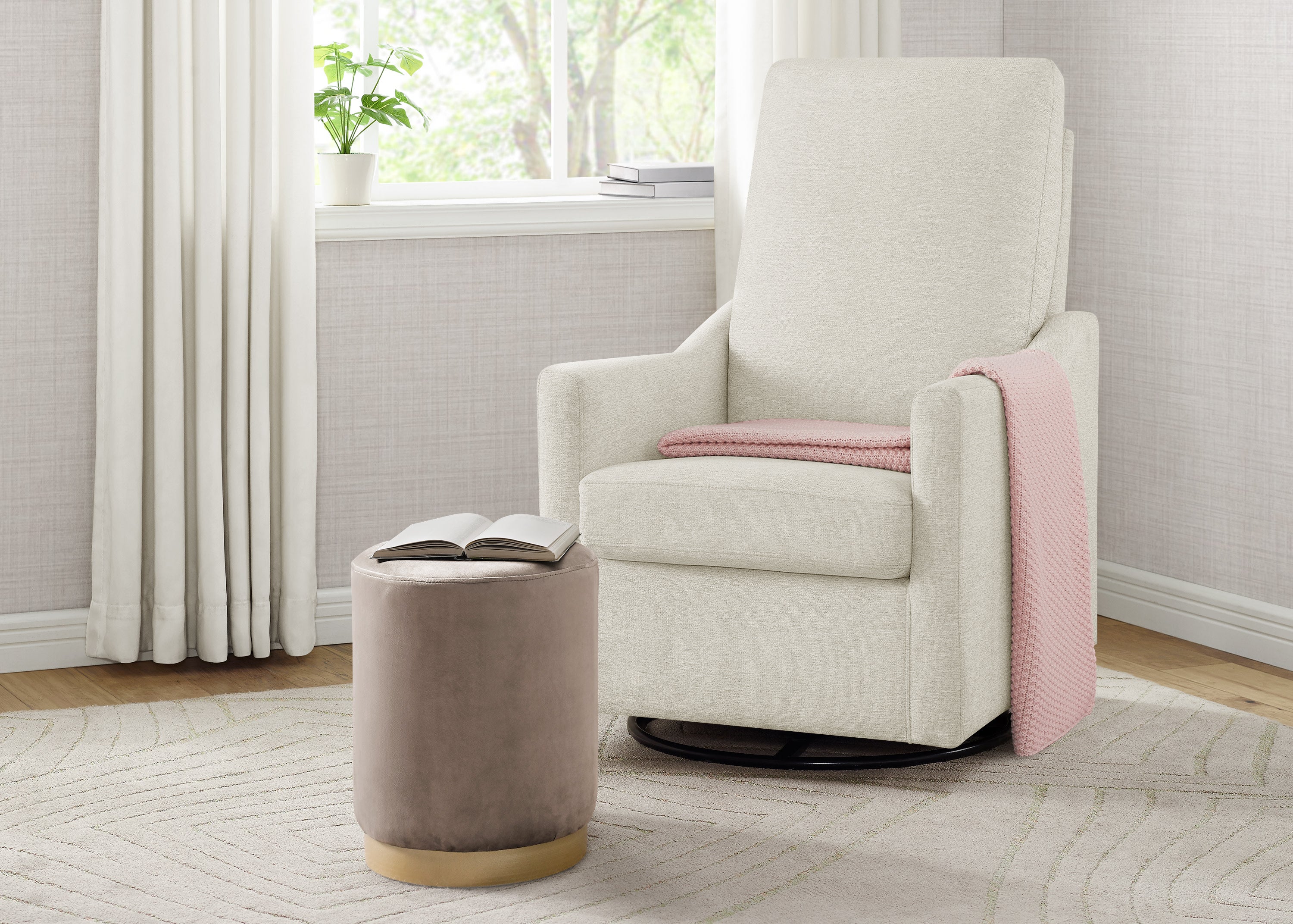 □Mother＆Chaild◇Ｉ.P.Ｉrminger◇２３cm◇ Andie Nursery Glider Swivel Chair with Stain-Resistant