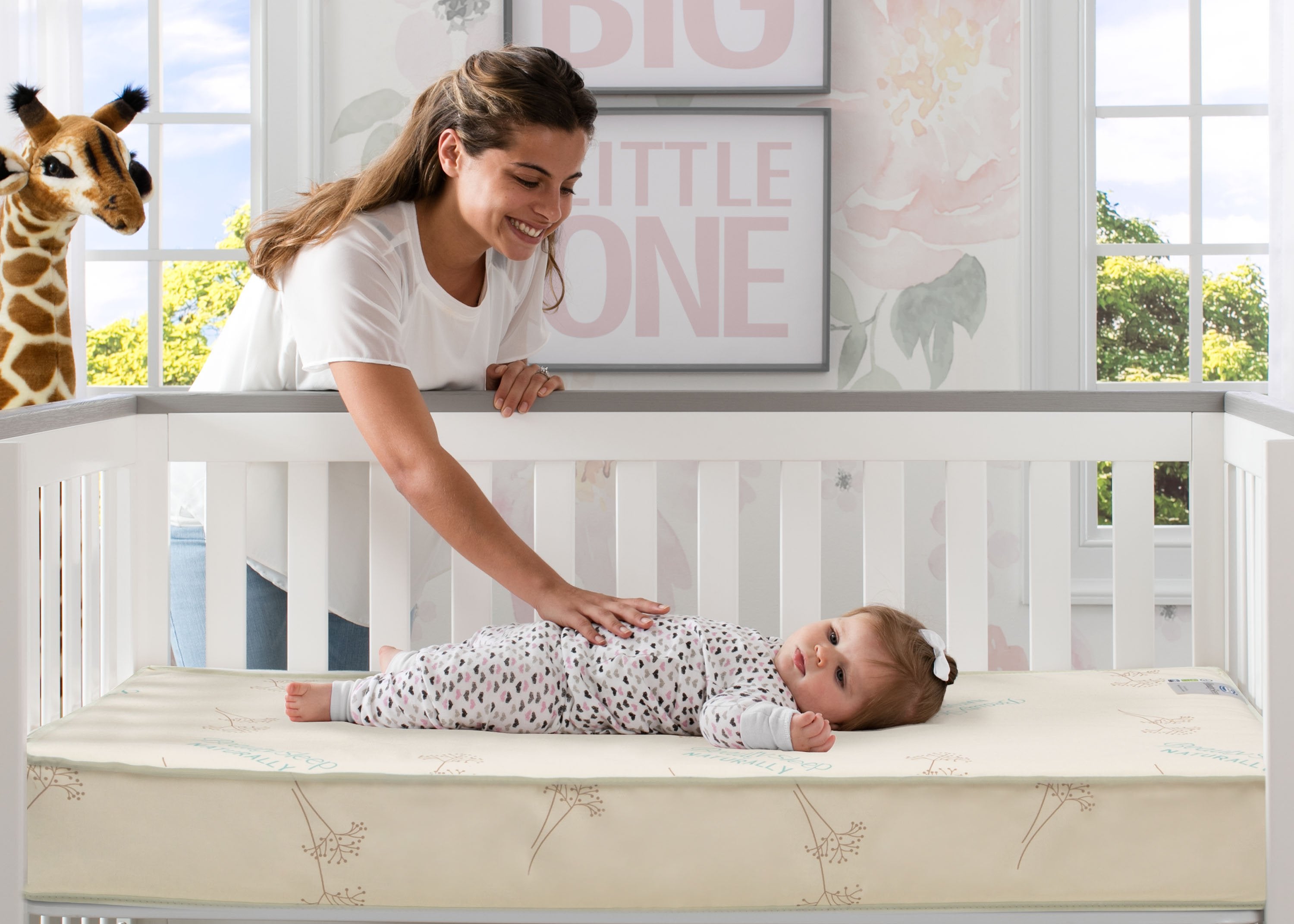 SlumberTime Naturally 4-Inch Mini Crib Mattress with Delta Children