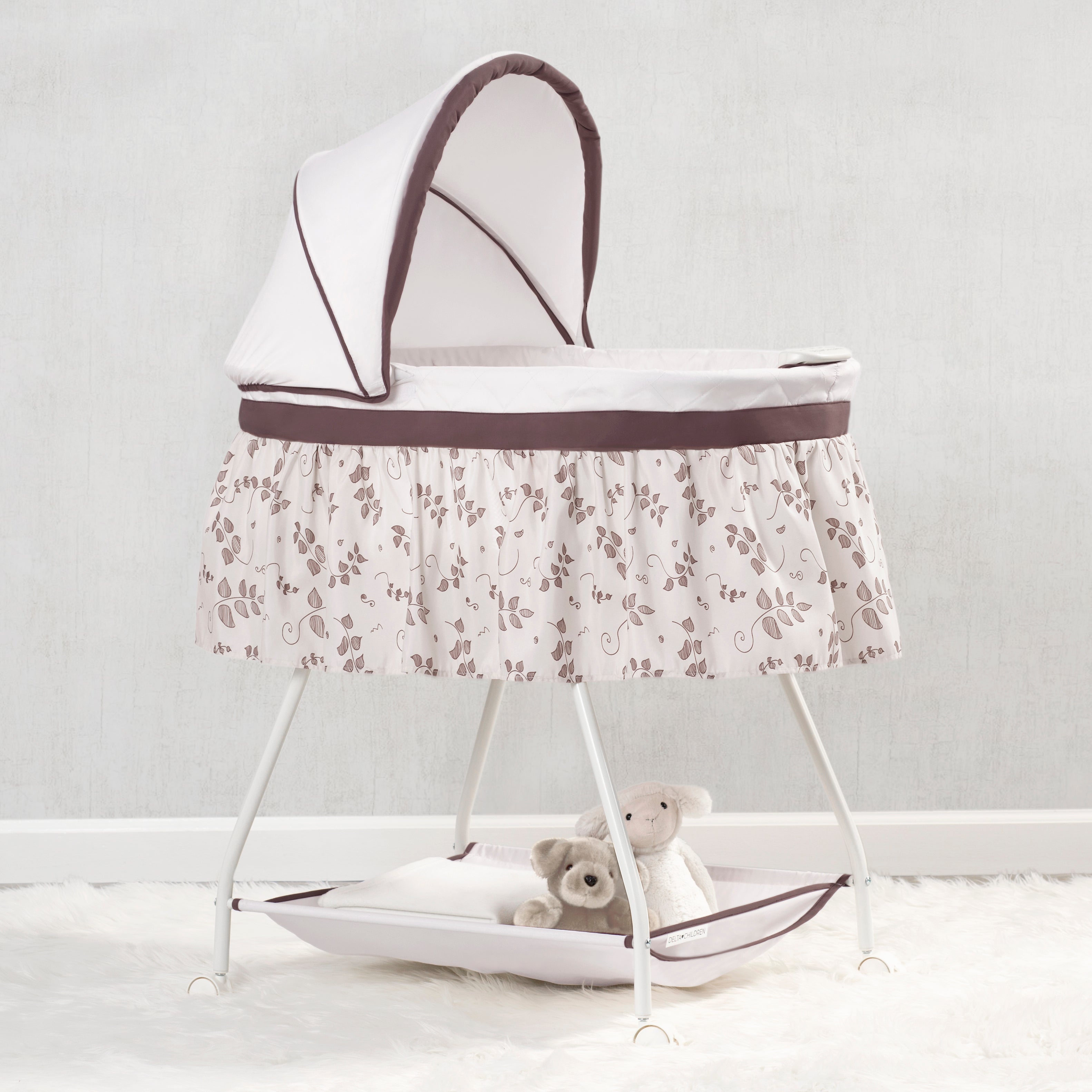 Deluxe Sweet Beginnings Bassinet Delta Children
