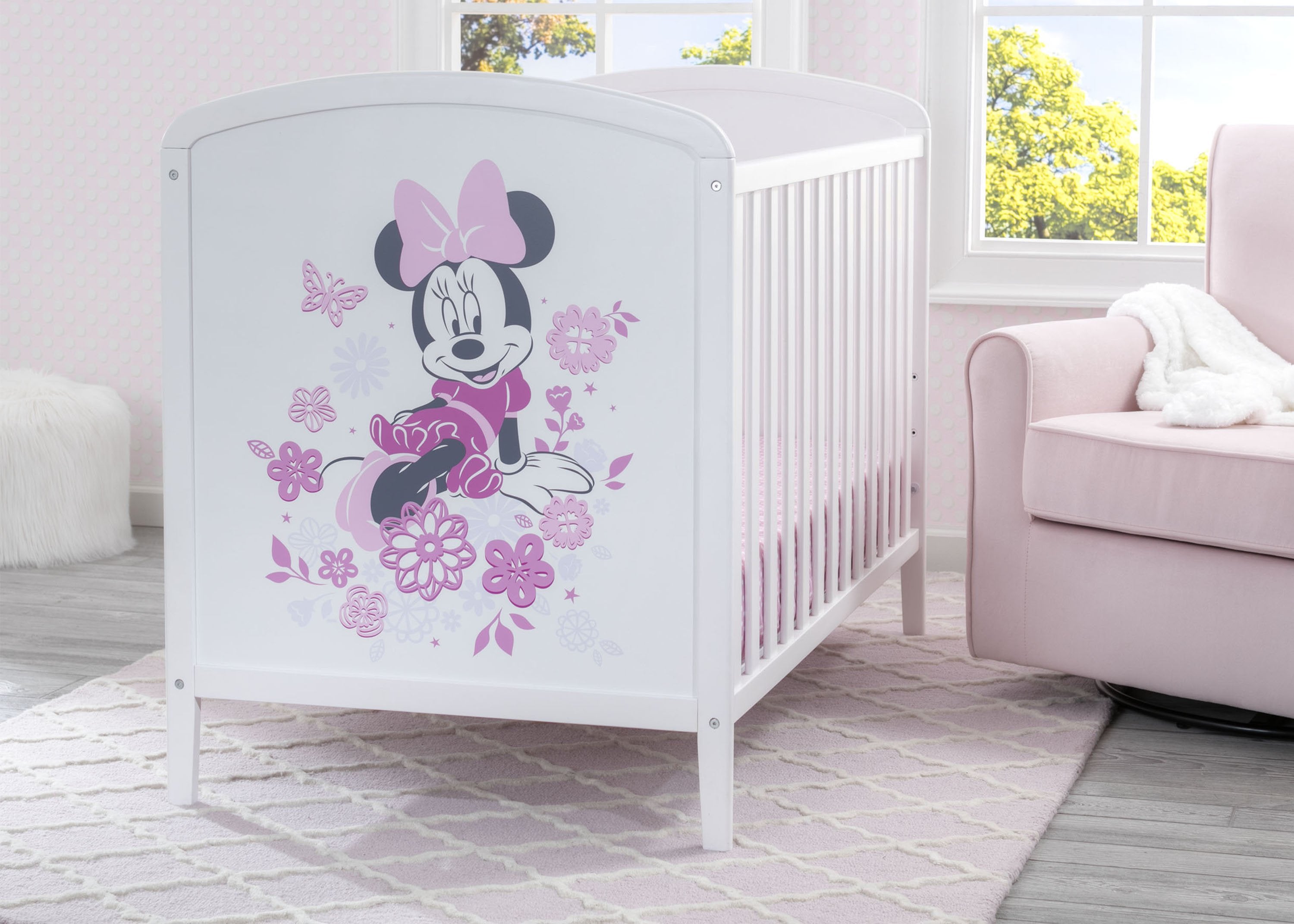 Minnie mouse baby crib clearance