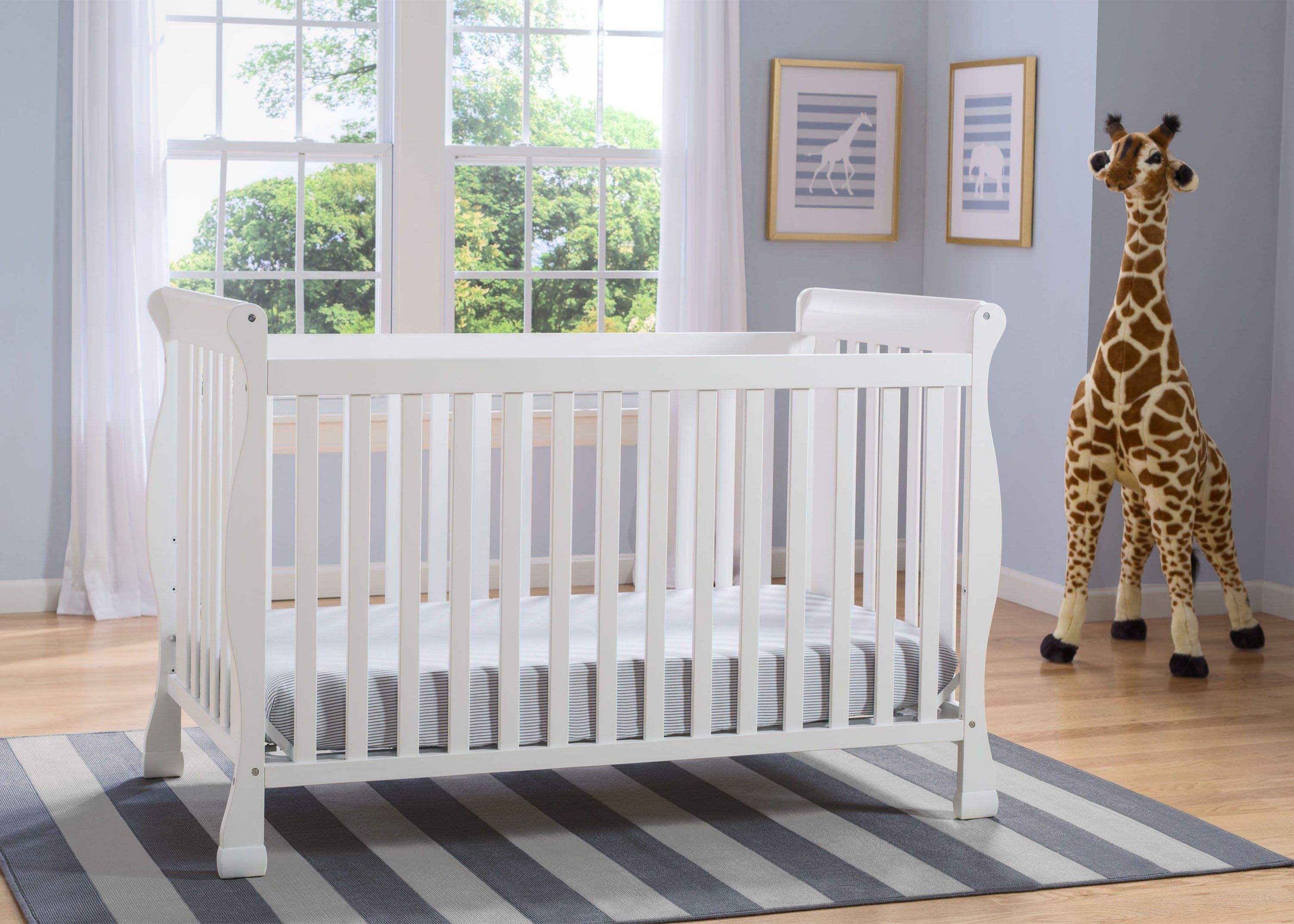 Riverside 4 in 1 Crib Delta Children