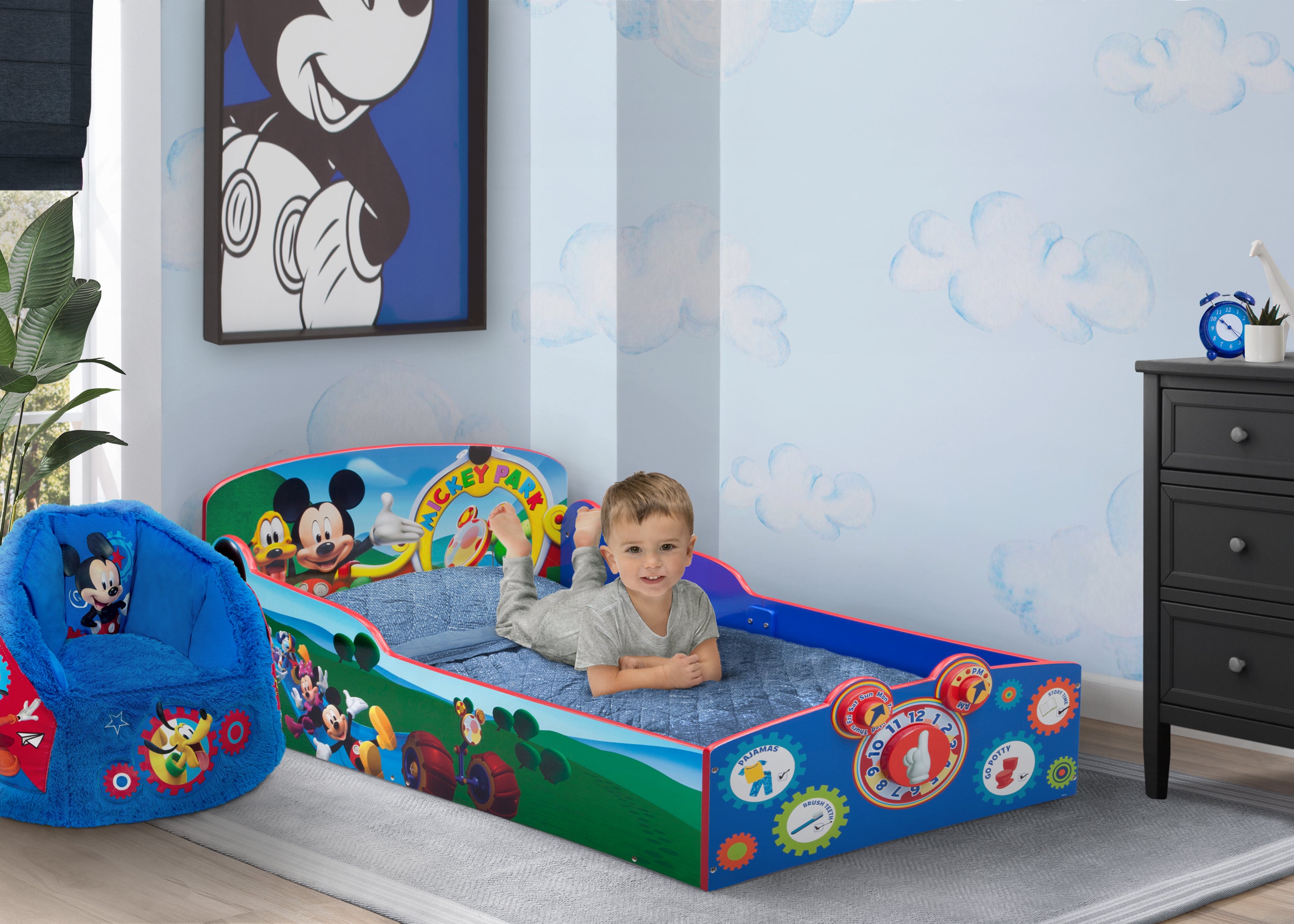 Toddler Bed Disney Mickey Mouse 3D-Footboard Rail Safe for Kid Little Boys  Girls