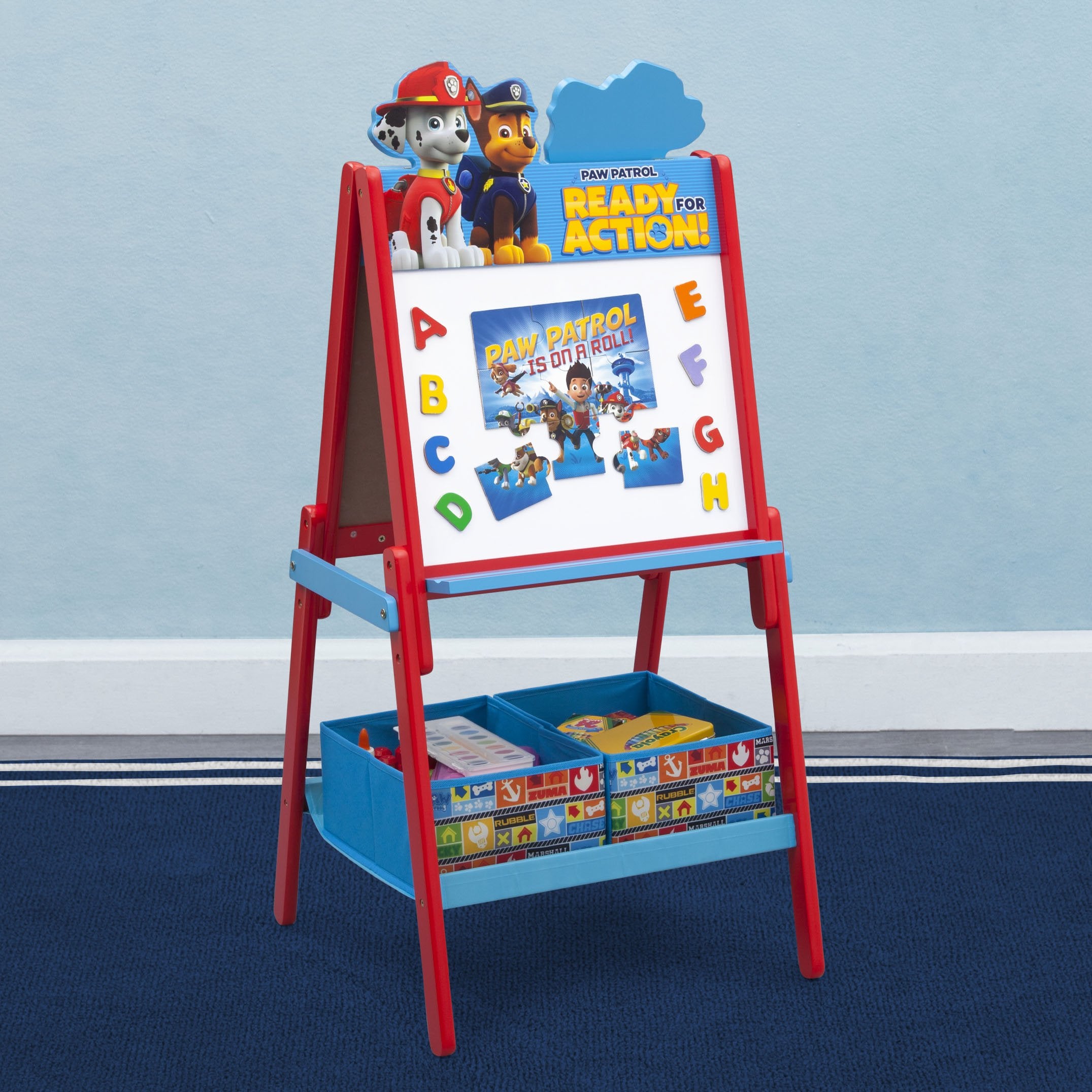 http://www.deltachildren.com/cdn/shop/products/TE87578PW-1121_double-sided-easel_paw-patrol_lifestyle_103_2151x.jpg?v=1611740551