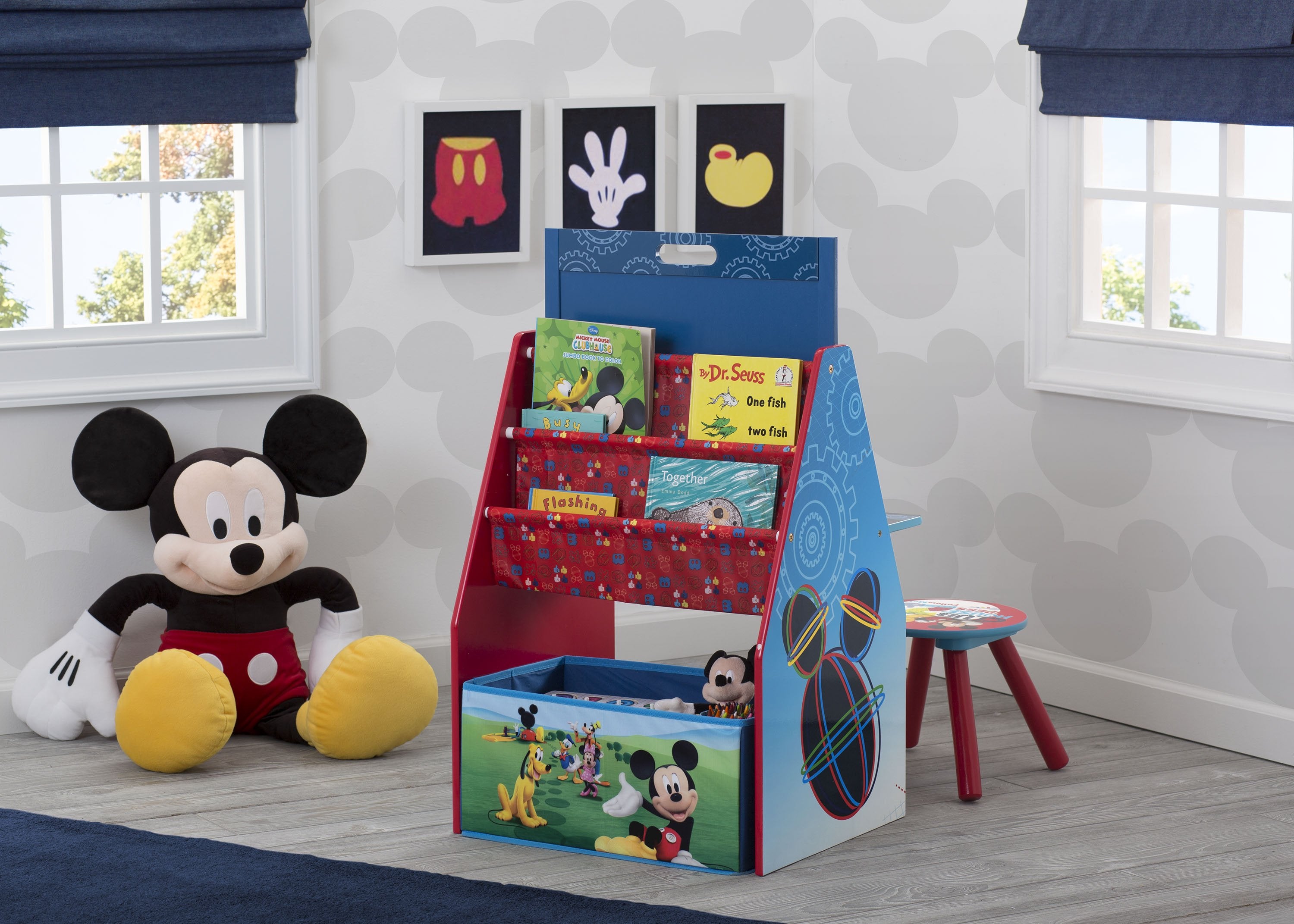 Disney mickey mouse activity saucer clearance