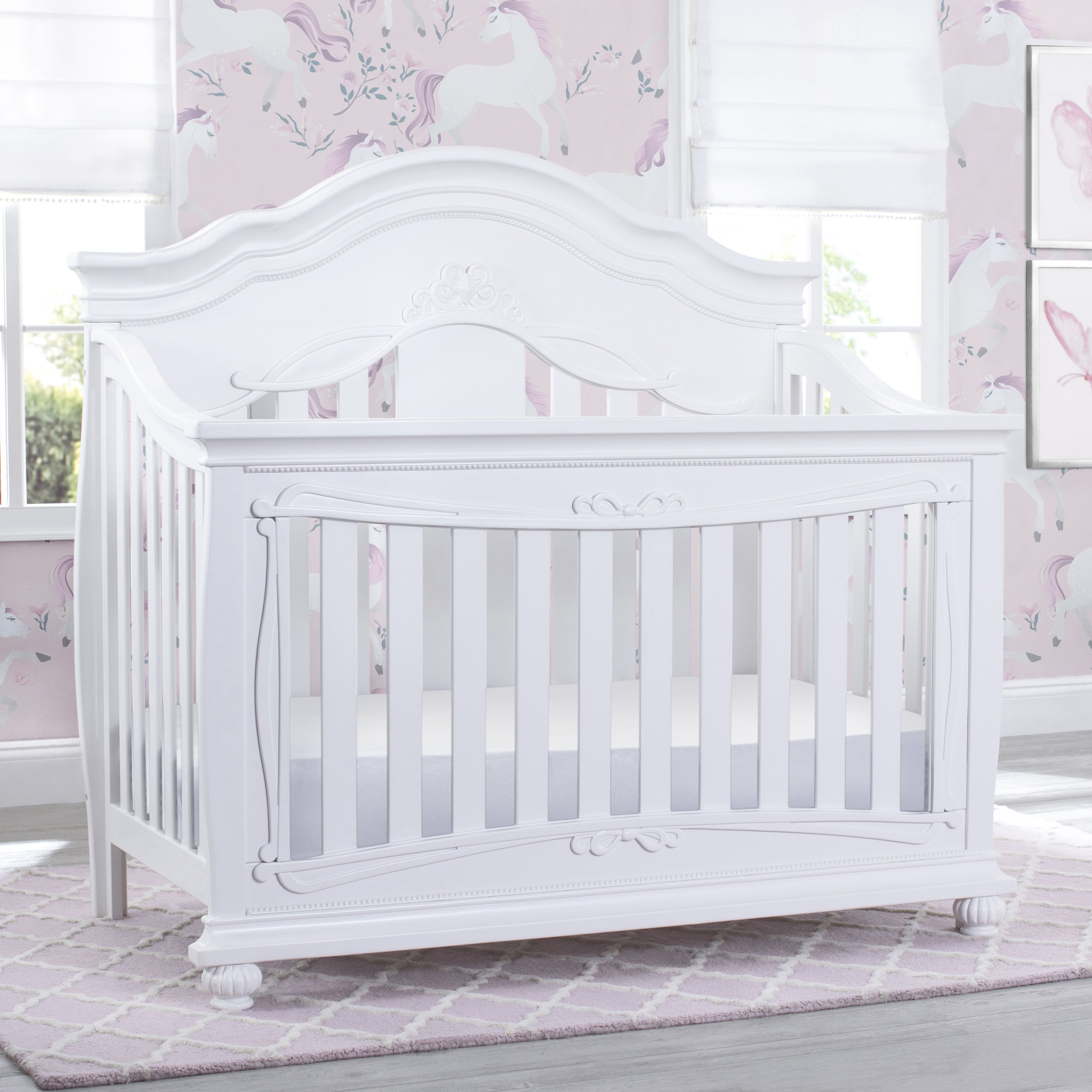 Fairytale 5 in 1 Convertible Crib with Conversion Delta Children