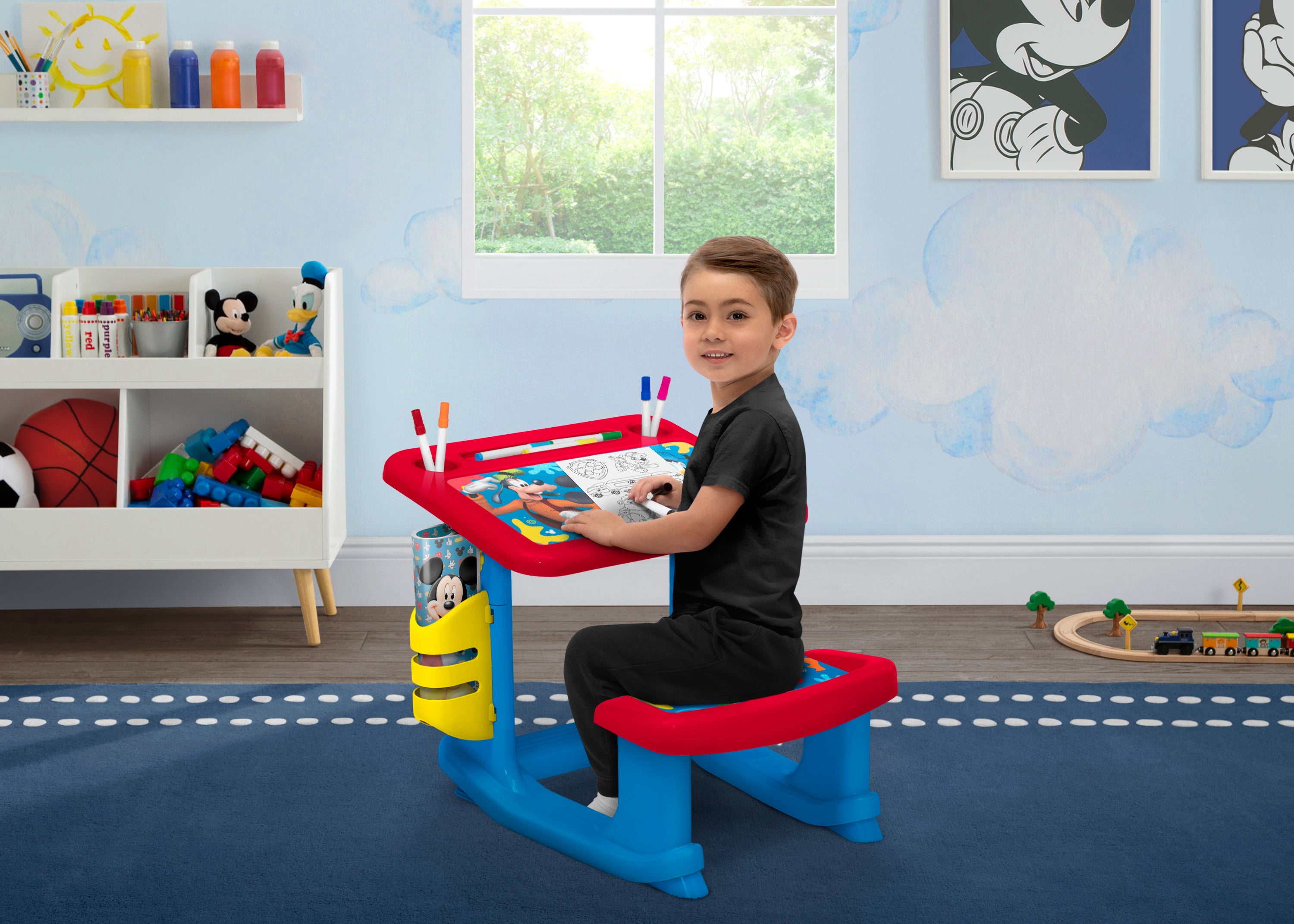 Veiligheidswaarschuwing Mickey Mouse houten treinbaan set Veiligheidswaarschuwing Mickey Mouse houten treinbaan set