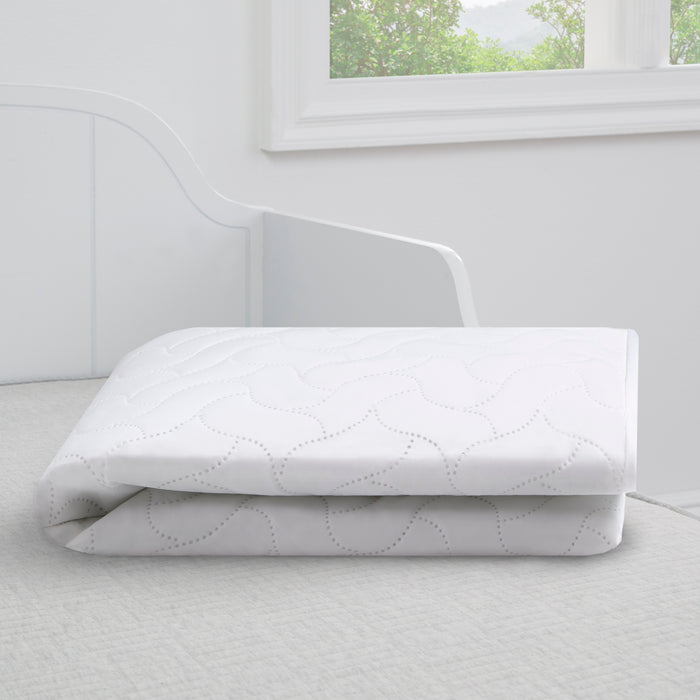 04402 NO Serta Mattress Pad Cover lifestyle 101 2-Sertapedic Crib Mattress Pad Cover