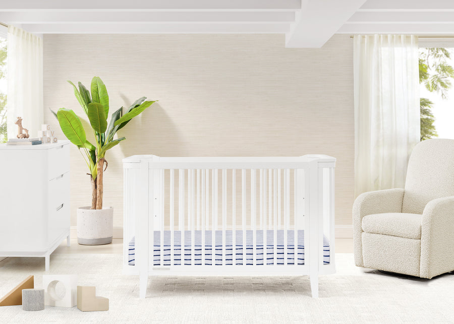 Bianca White (130) 1-Noah 4-in-1 Convertible Crib