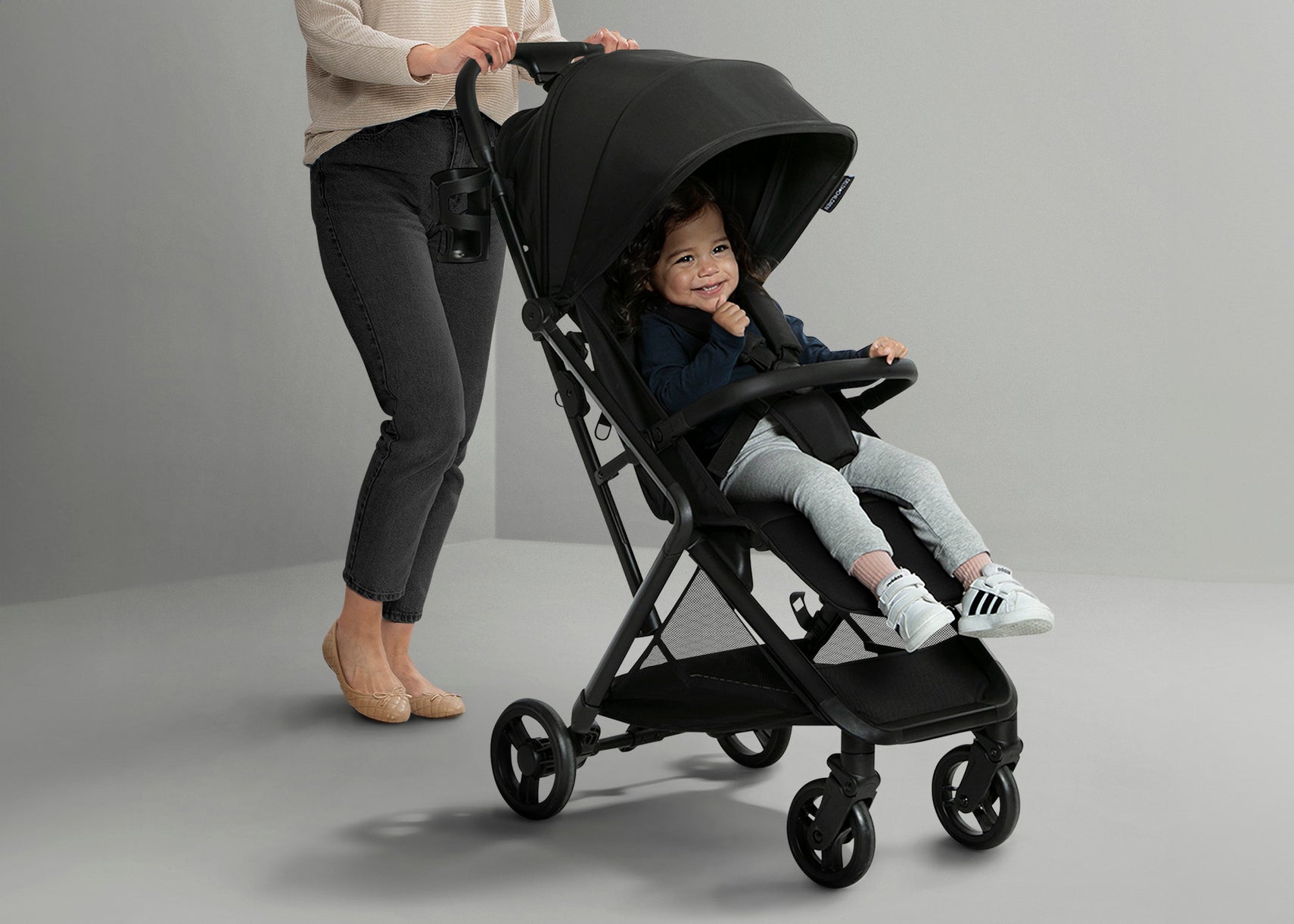 Black (001)