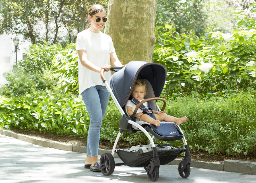 Cognac (2076) 12-Revolve Reversible Stroller