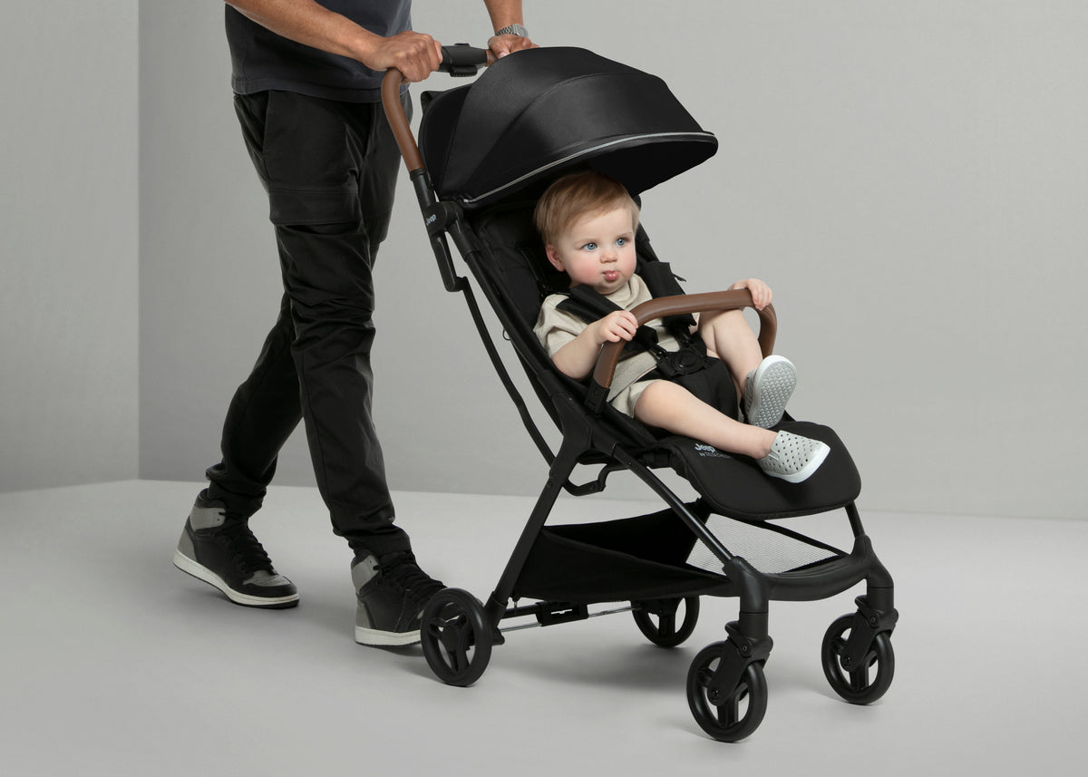 Black (001)