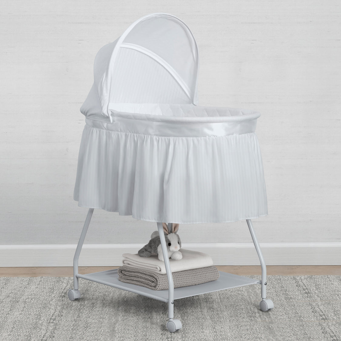 Classic Sweet Beginnings Bassinet