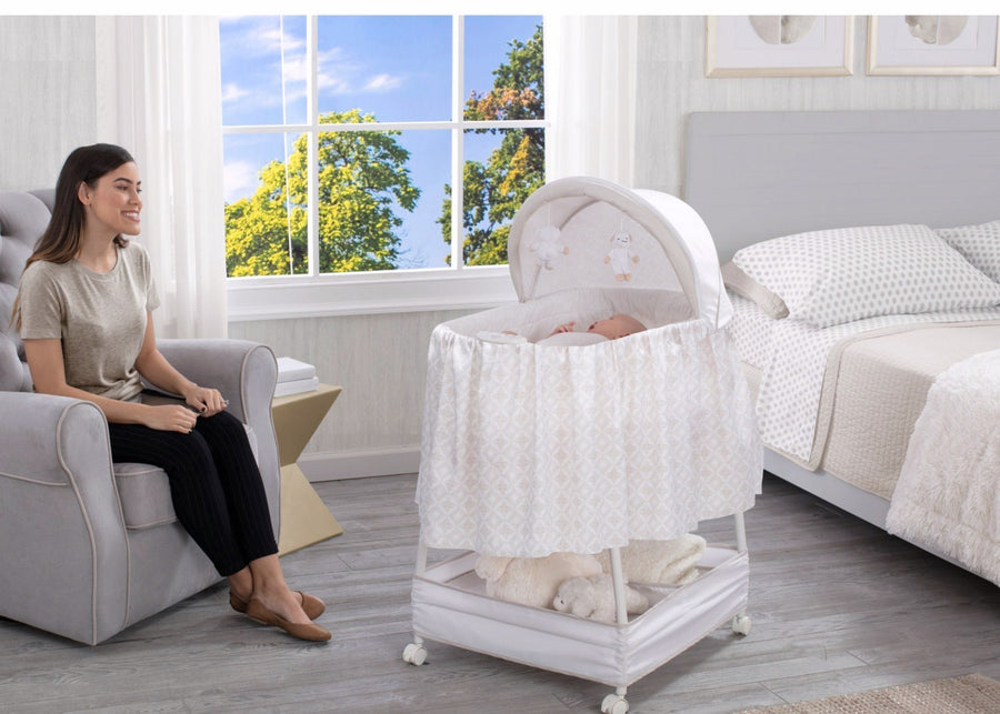  Illusions (2067) 27202-2067 1-Gliding Bassinet