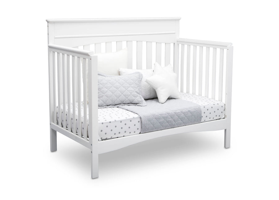 Bianca White (130) 5-Skylar 6-in-1 Convertible Crib