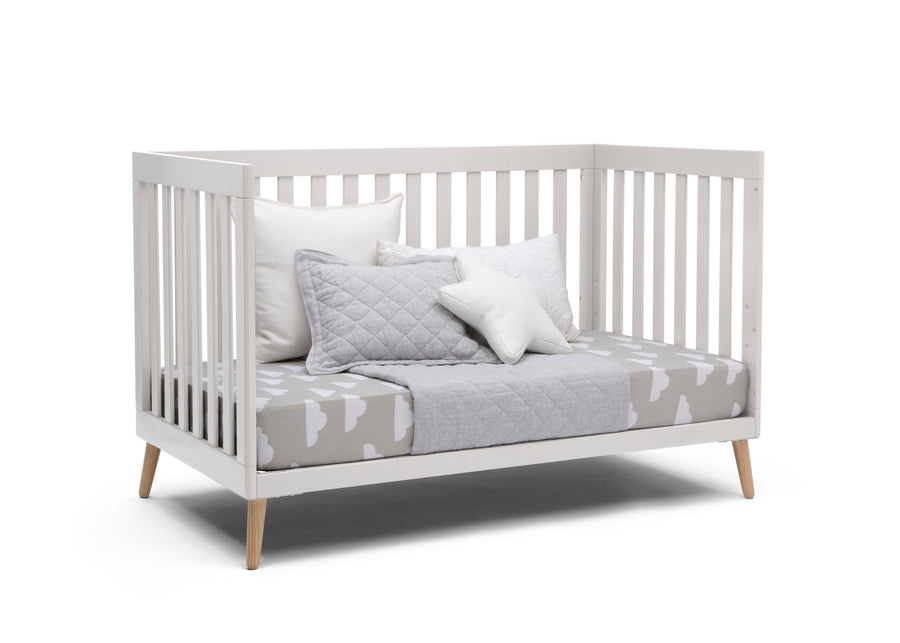 Bianca White with Natural (123) 11-Essex 4-in-1 Convertible Crib