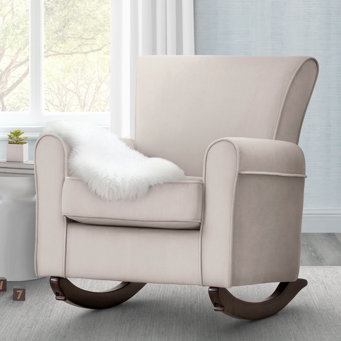 516510 1325 lancaster rocking chair linen w dark chocolate lifestyle 102