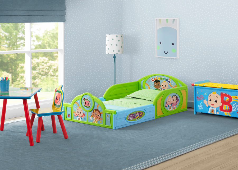 CoComelon (1224) 1-CoComelon 4-Piece Toddler Room-in-a-Box Set – Includes Sleep and Play Toddler Bed, Table, 1 Chair and Toy Box
