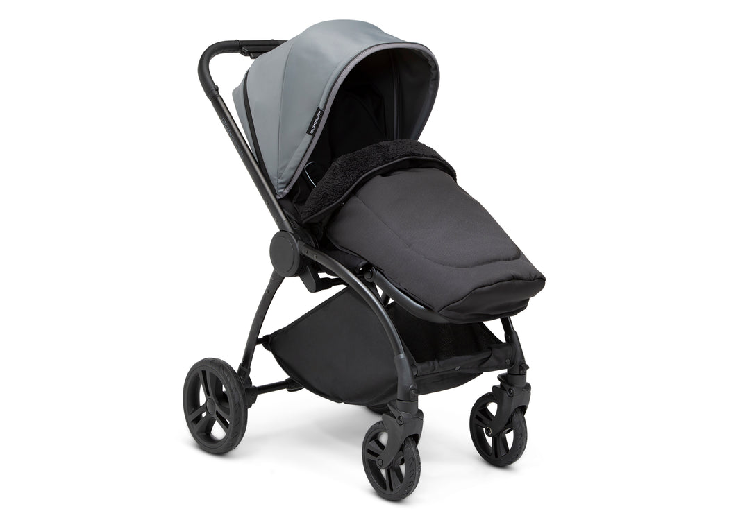 Black (001)