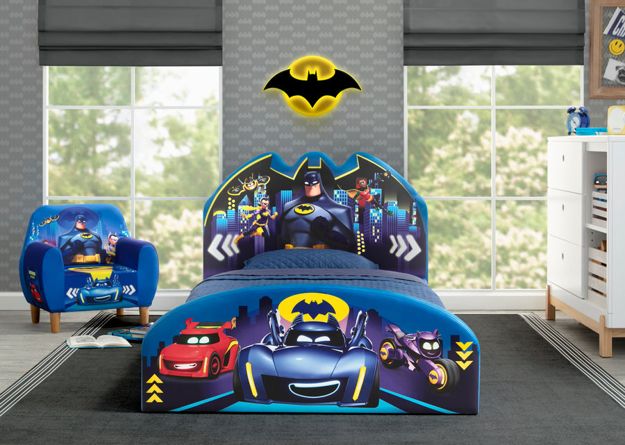Batman (1240) 1-Batman Batwheels Upholstered Twin Bed