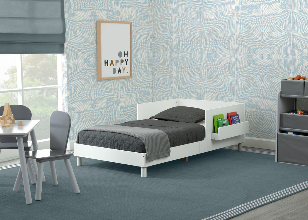 Sleep N Store Toddler Bed with Interchangeable ShelfPhillies (1245)