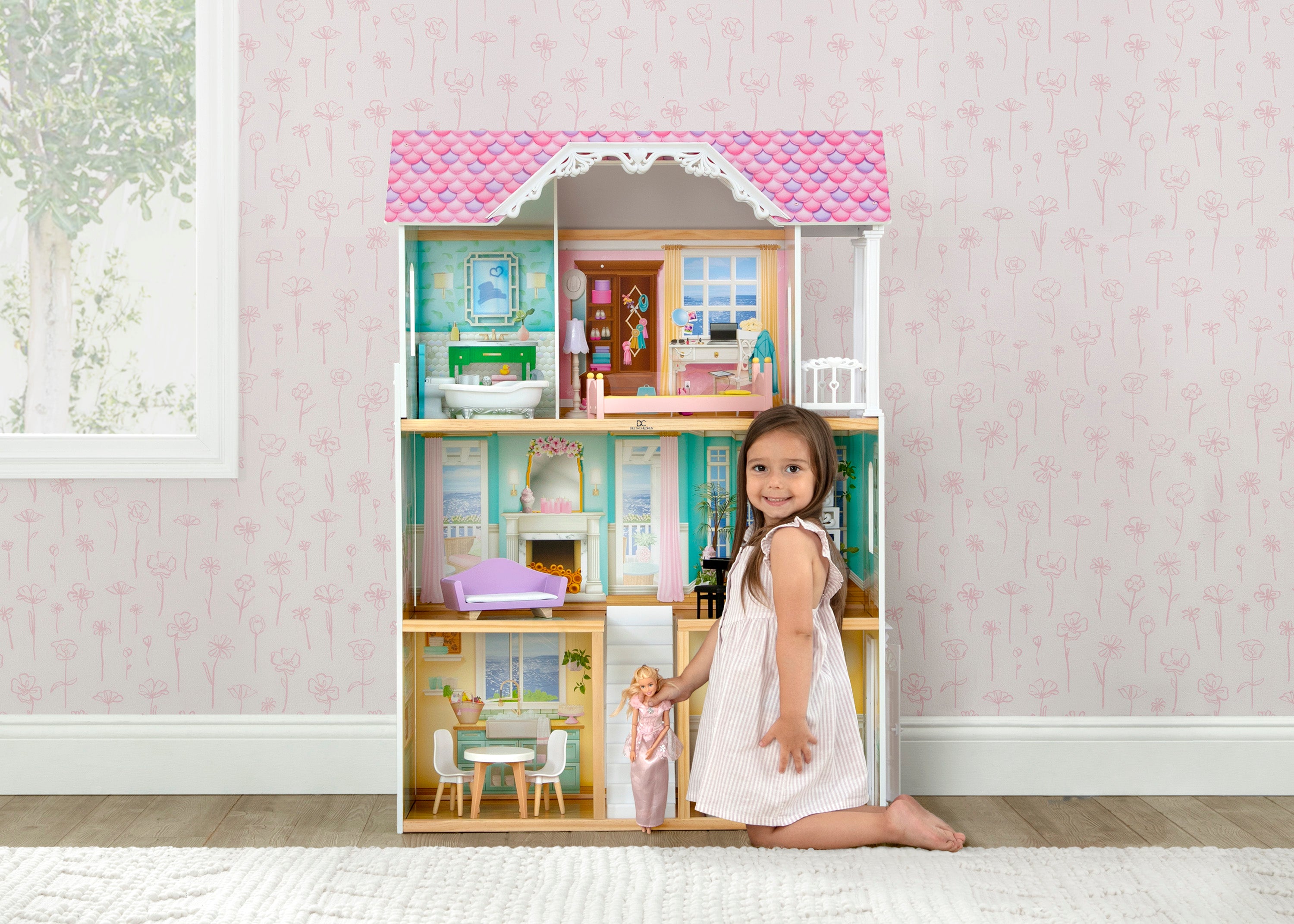dollhouseページ MySize Dollhouse | Delta Children