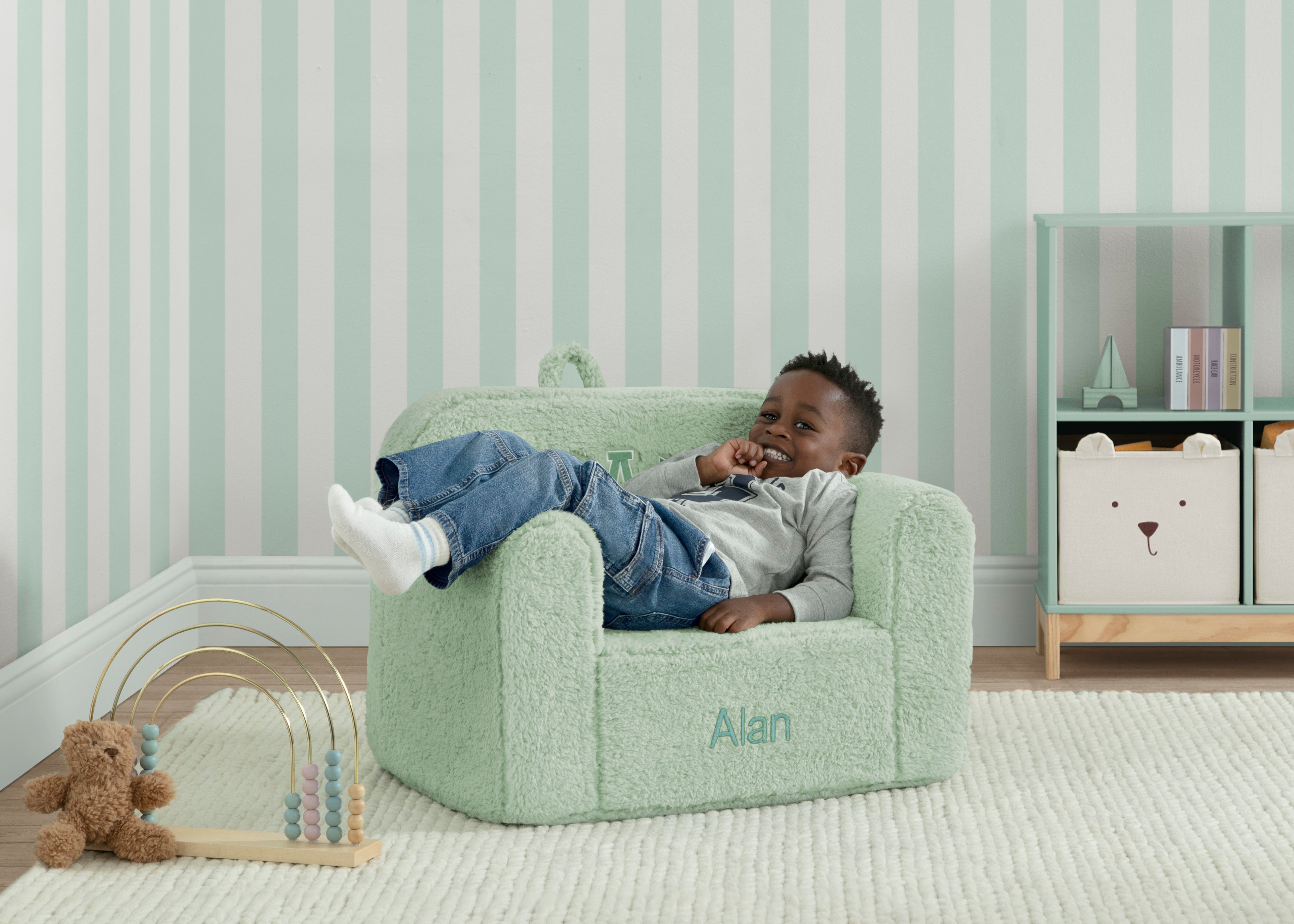 babyGap Personalized Sherpa Chair | Delta Children