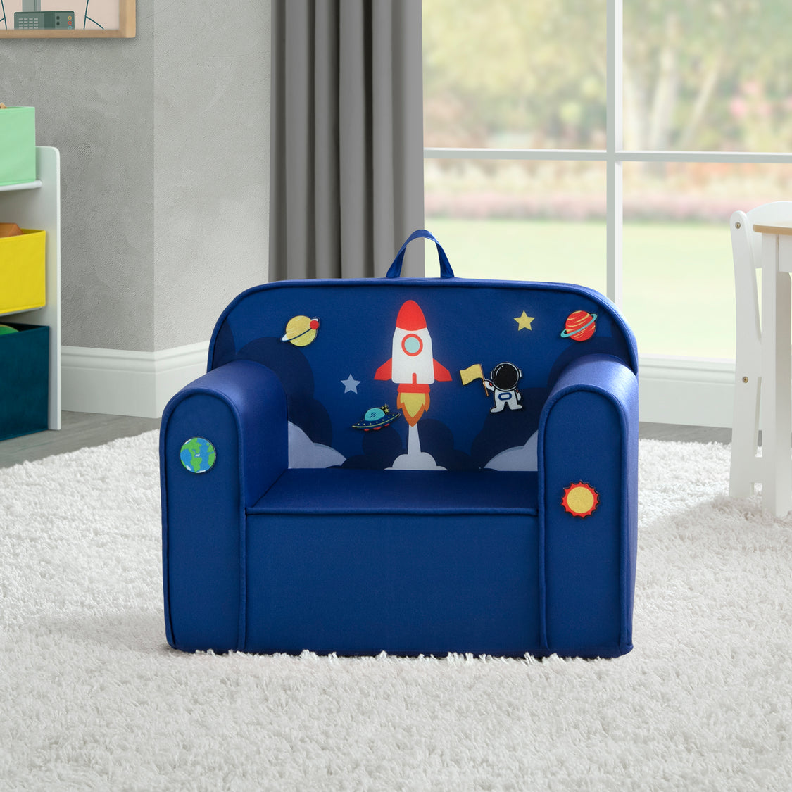 FC83557GN 1610 patch chair space lifestyle 101