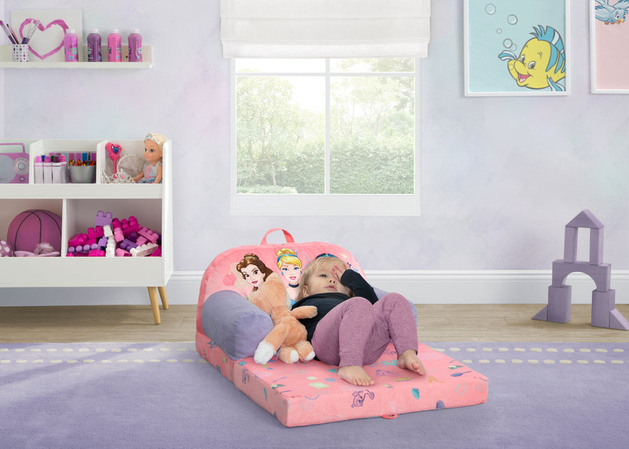 Disney Princess (1038) 2-Princess Cozee Buddy Flip-Out Chair