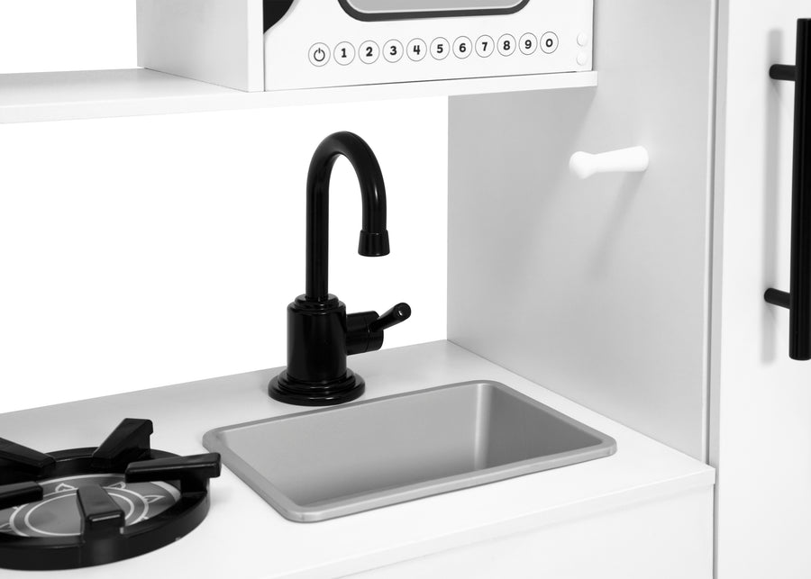 White (1652) 8-Deluxe Modern Kitchen