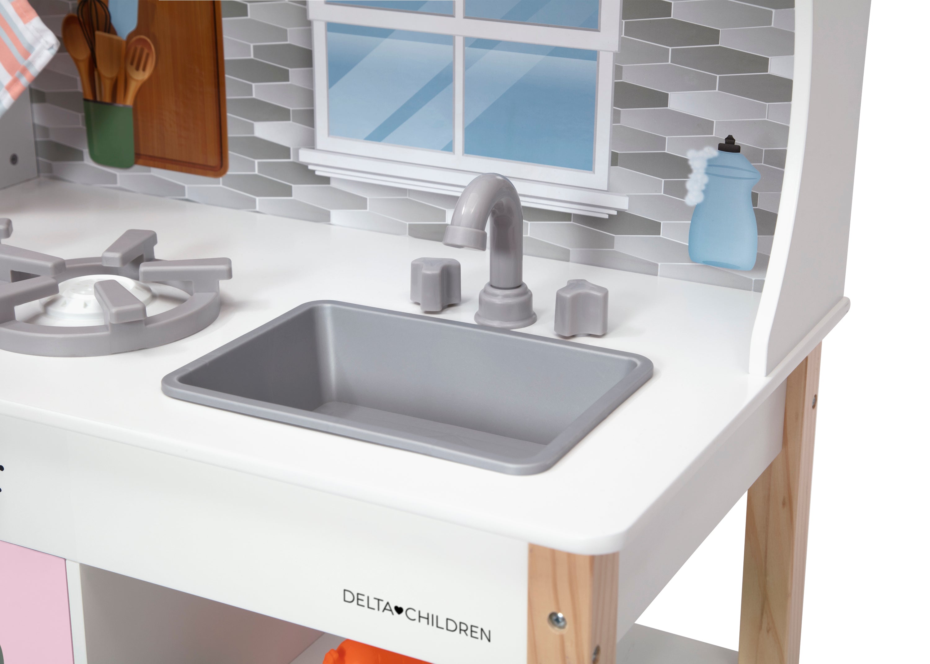 Tiny Chef Play Kitchen | Delta Children
