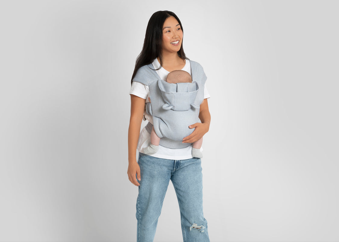 NU86605GP 1273 Gap Baby Carrier Grey Lifestyle 03