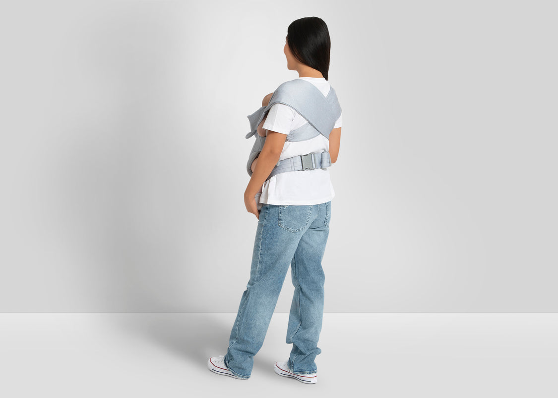 NU86605GP 1273 Gap Baby Carrier Grey Lifestyle 06