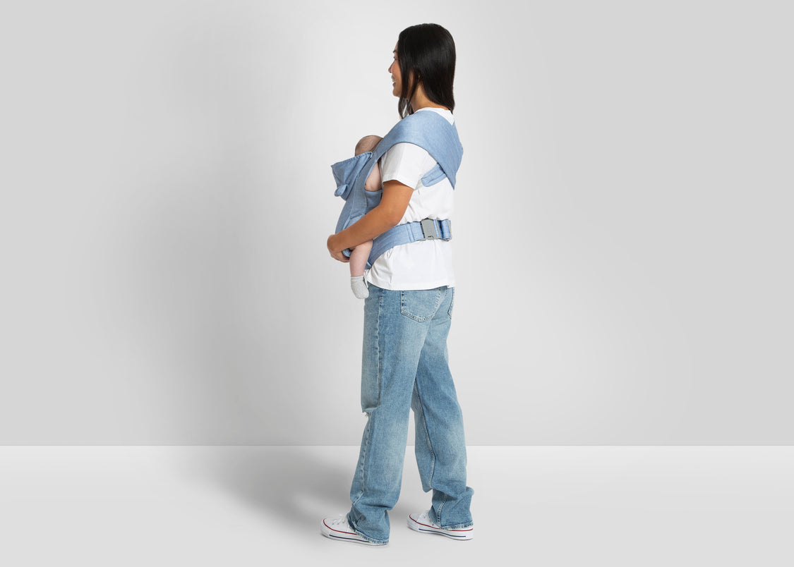 NU86605GP 1285 Gap Baby Carrier Chambray Lifestyle 07