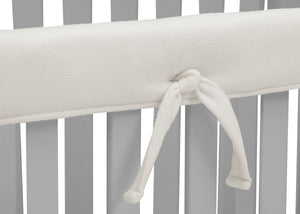 Delta Children Ivory (124) Waterproof Fleece Crib Rail Covers/Protectors for Short Side Rails, 2 Pack, Tie Detail View 11