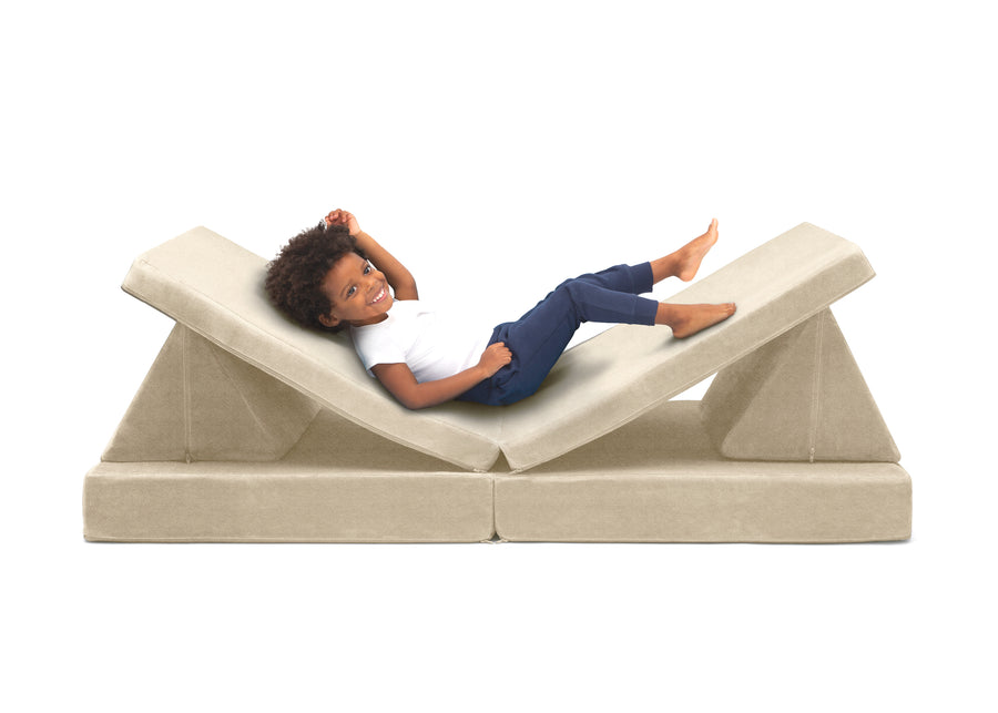Stone (1673) 16-Cozee Play Couch & 4-Piece Lounger