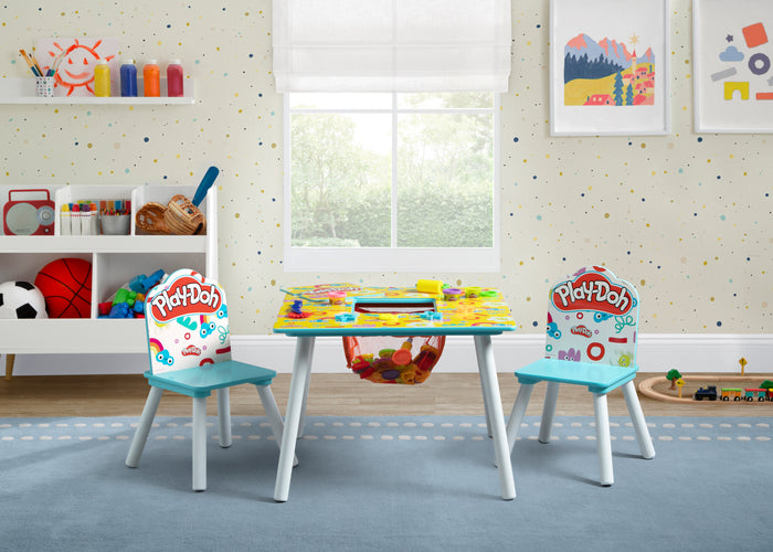 Play-Doh Table and 2 Chair SetPlay-Doh (1649)