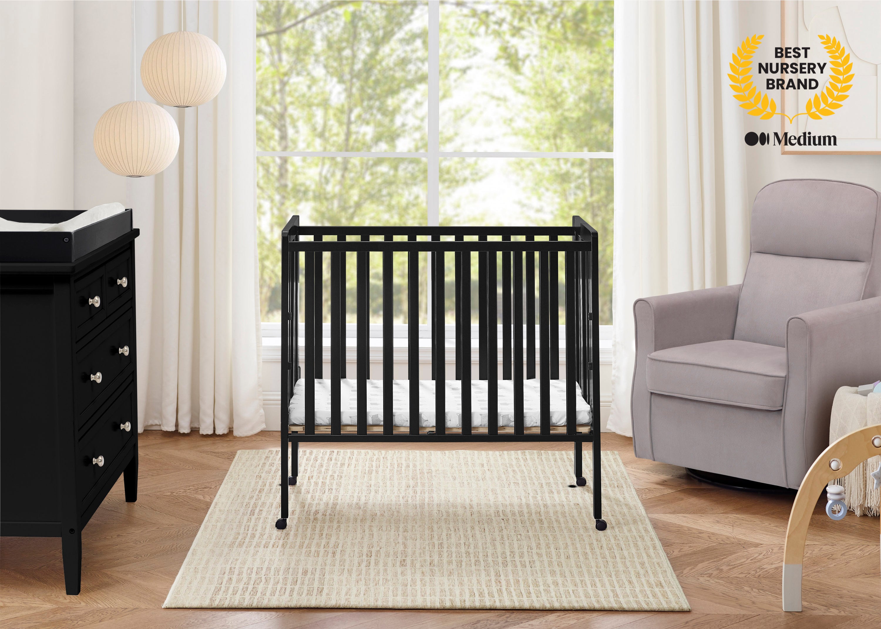 Lee Portable Folding Mini Crib with 1.5-Inch Mattress