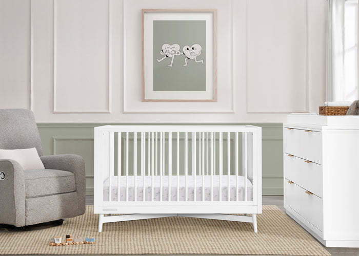 Dylan 4-in-1 Convertible CribBianca White (130)