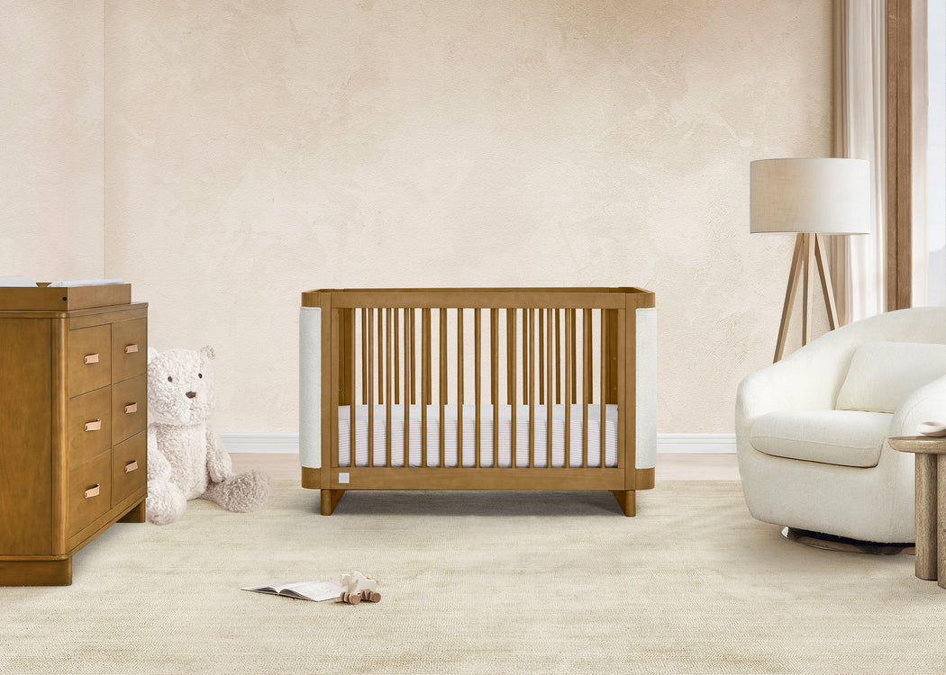 babyGap Callie 4-in-1 Upholstered CribAcorn with White Boucle (1551)