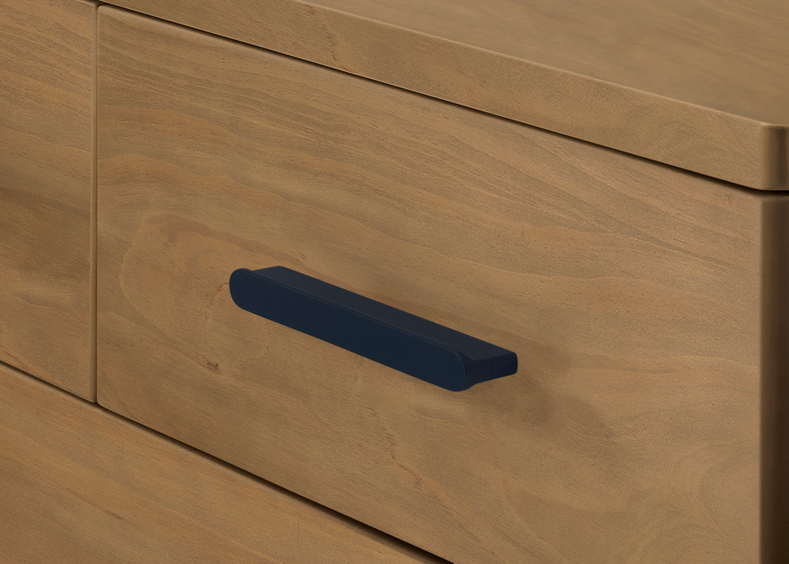 Acorn with Matte Black (786)