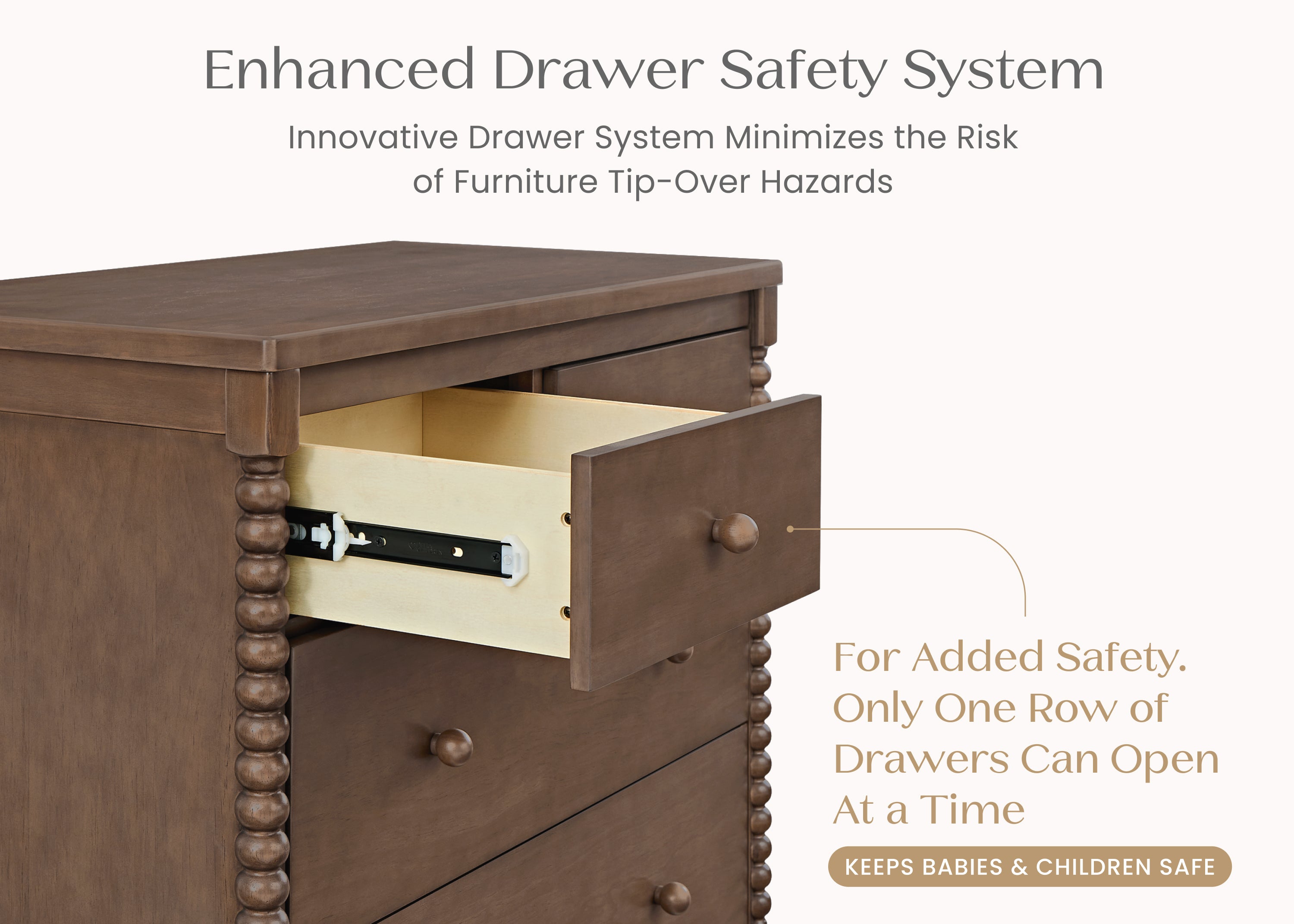 Saint 4 Drawer Dresser with Changing Top and Interlocking Drawers