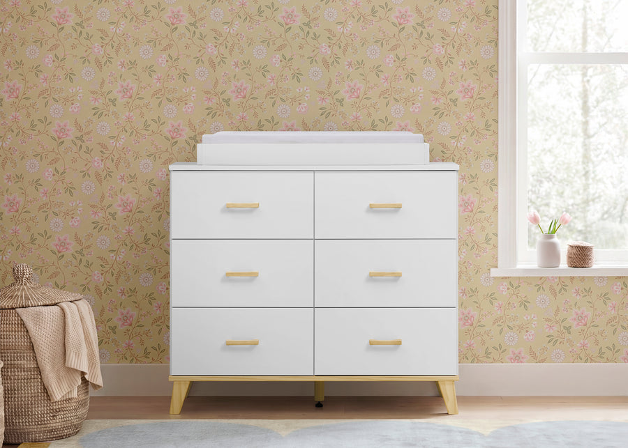 Bianca White with Natural (123L) 1-Signature 6 Drawer Dresser