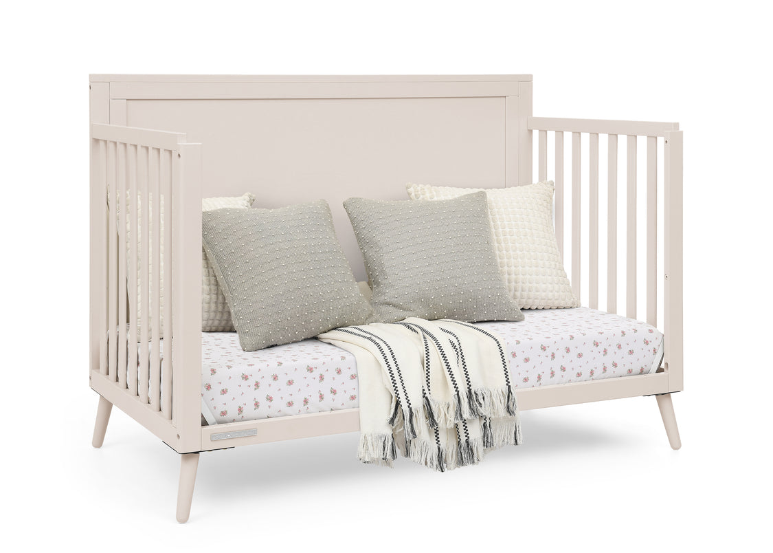 Soft Beige (1560)