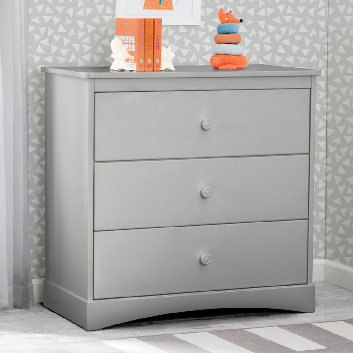 W699430 026 Sutton 3 Drawer Dresser wChanging Top Grey Lifestyle 102